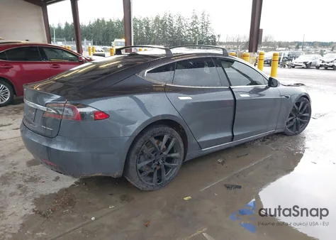 2020 Tesla Model S Long Range Dual Motor All-Wheel Drive/Long Range Plus Dual Motor All-Wheel Drive z USA, uszkodzony, nr VIN 5YJSA1E25LF397488